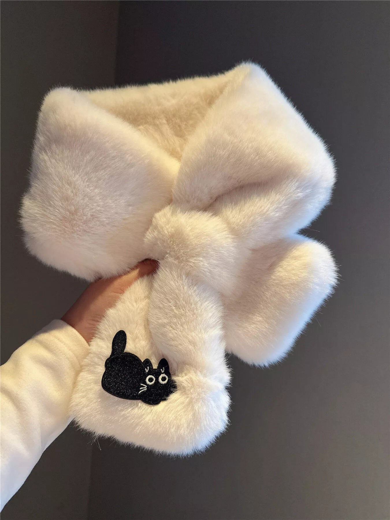 9f903c17d24a4bbb8fdbdefa105cd33e-Max-Origin