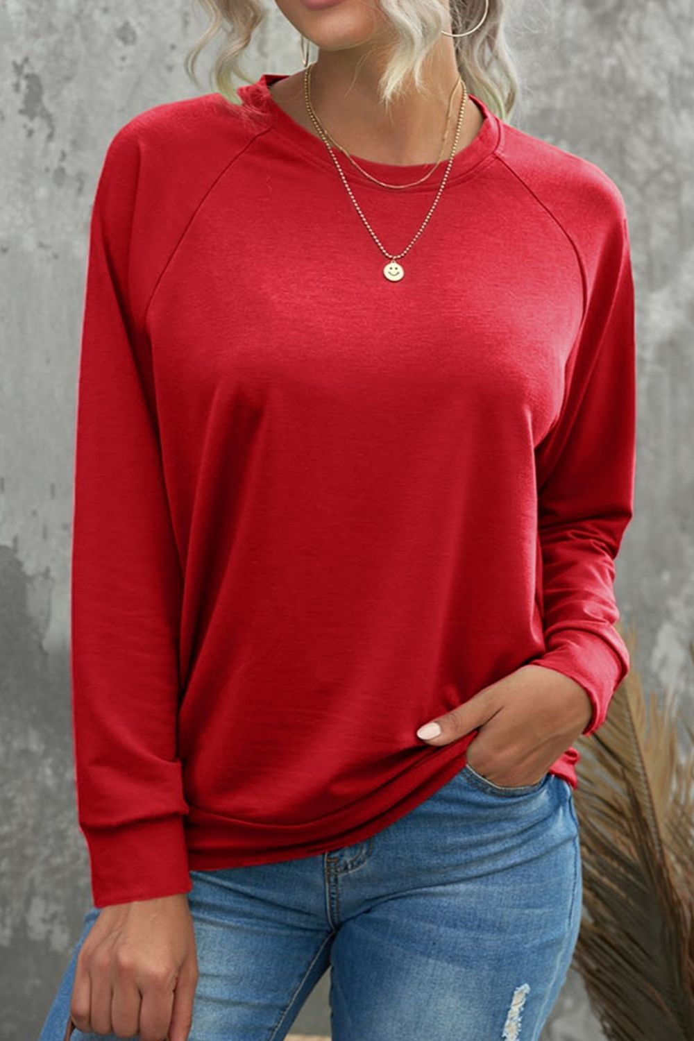 Round Neck Long Sleeve Sweatshirt