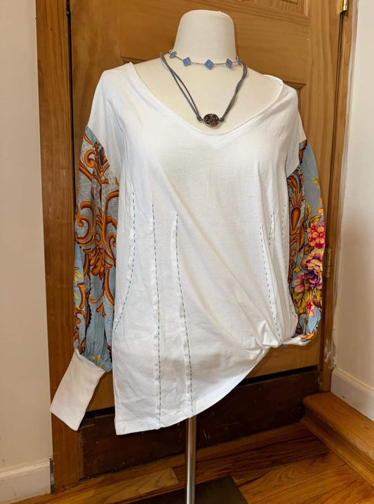 Aratta Secret Journey
JUST GIANNI TOP