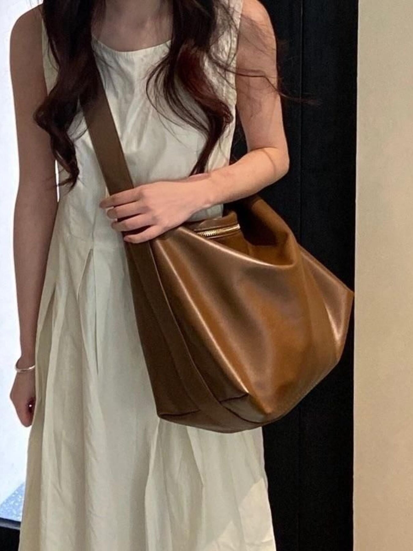 a6e8e76ab6e84a8a9f7f03dc3f1b6713-Max