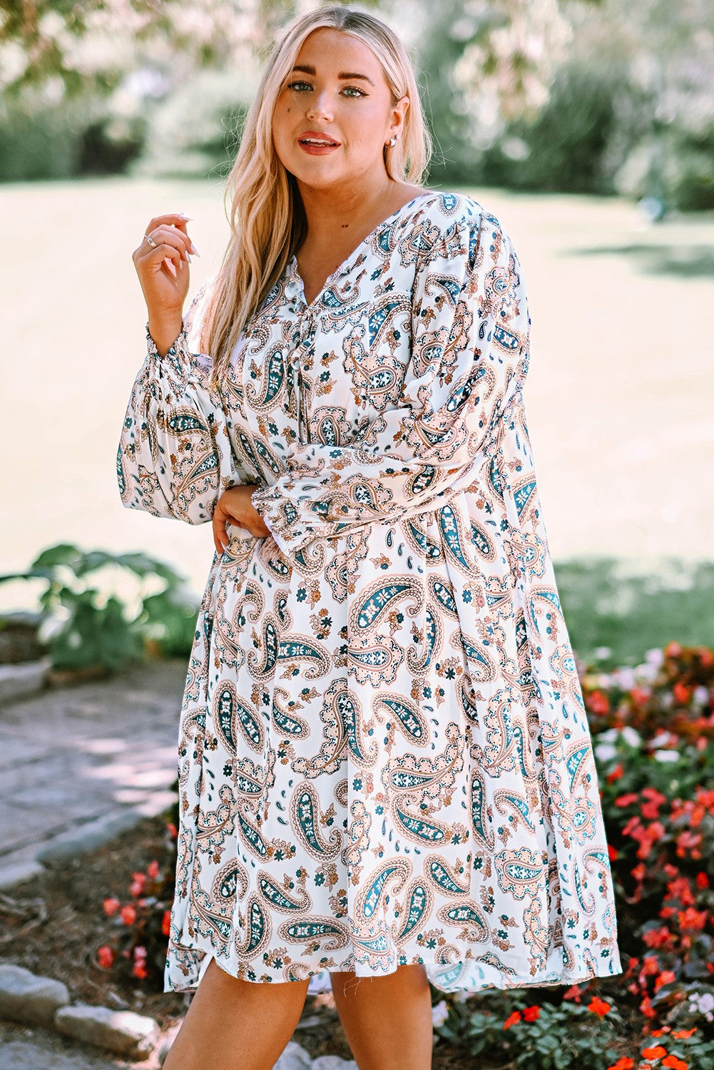 Plus Size Paisley Print Puff Sleeve Dress