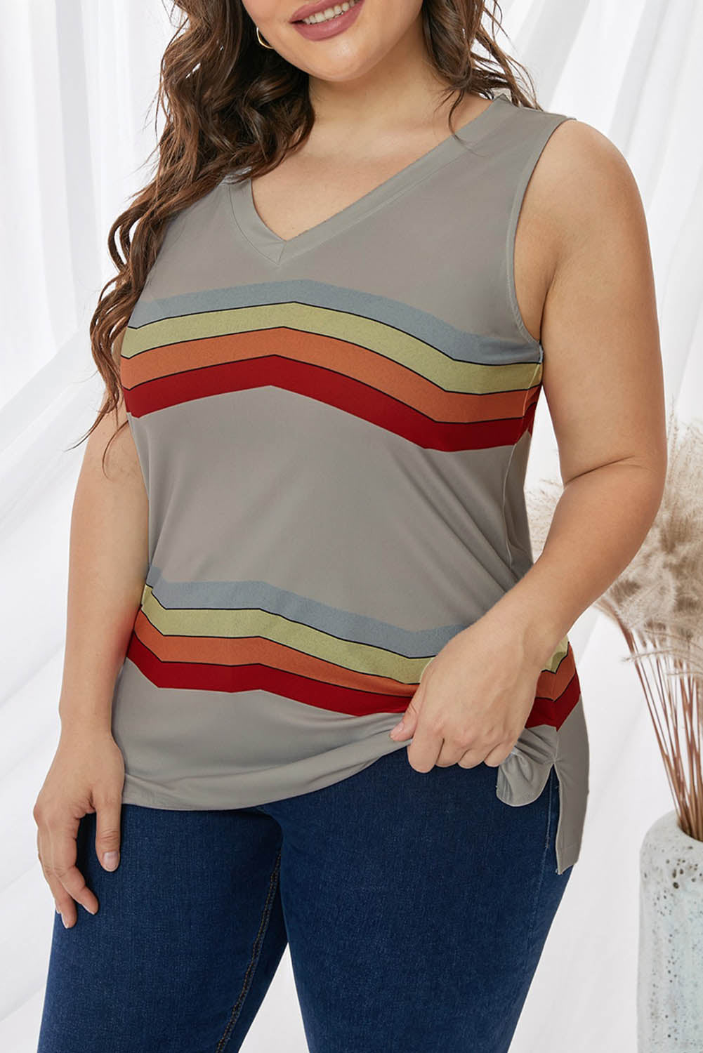 Plus Size Printed V-Neck Tank