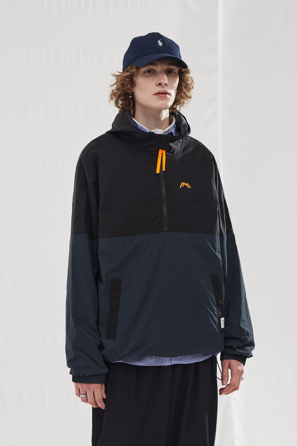 Contrast Half-Zip Hooded Jacket with Pockets