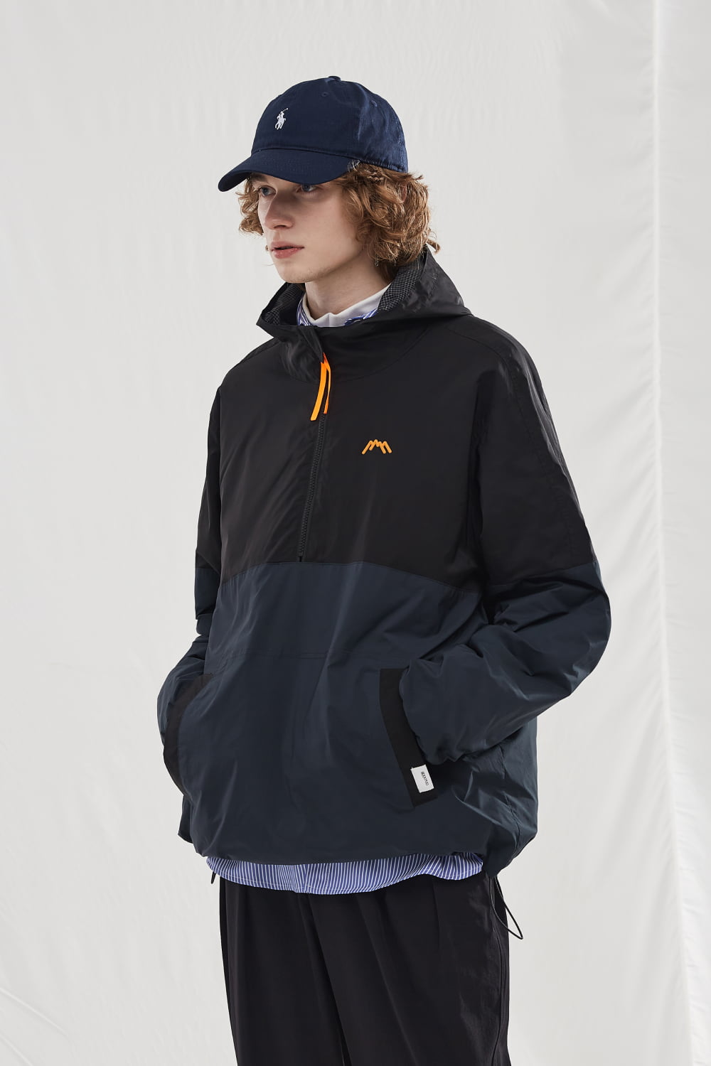 Contrast Half-Zip Hooded Jacket with Pockets