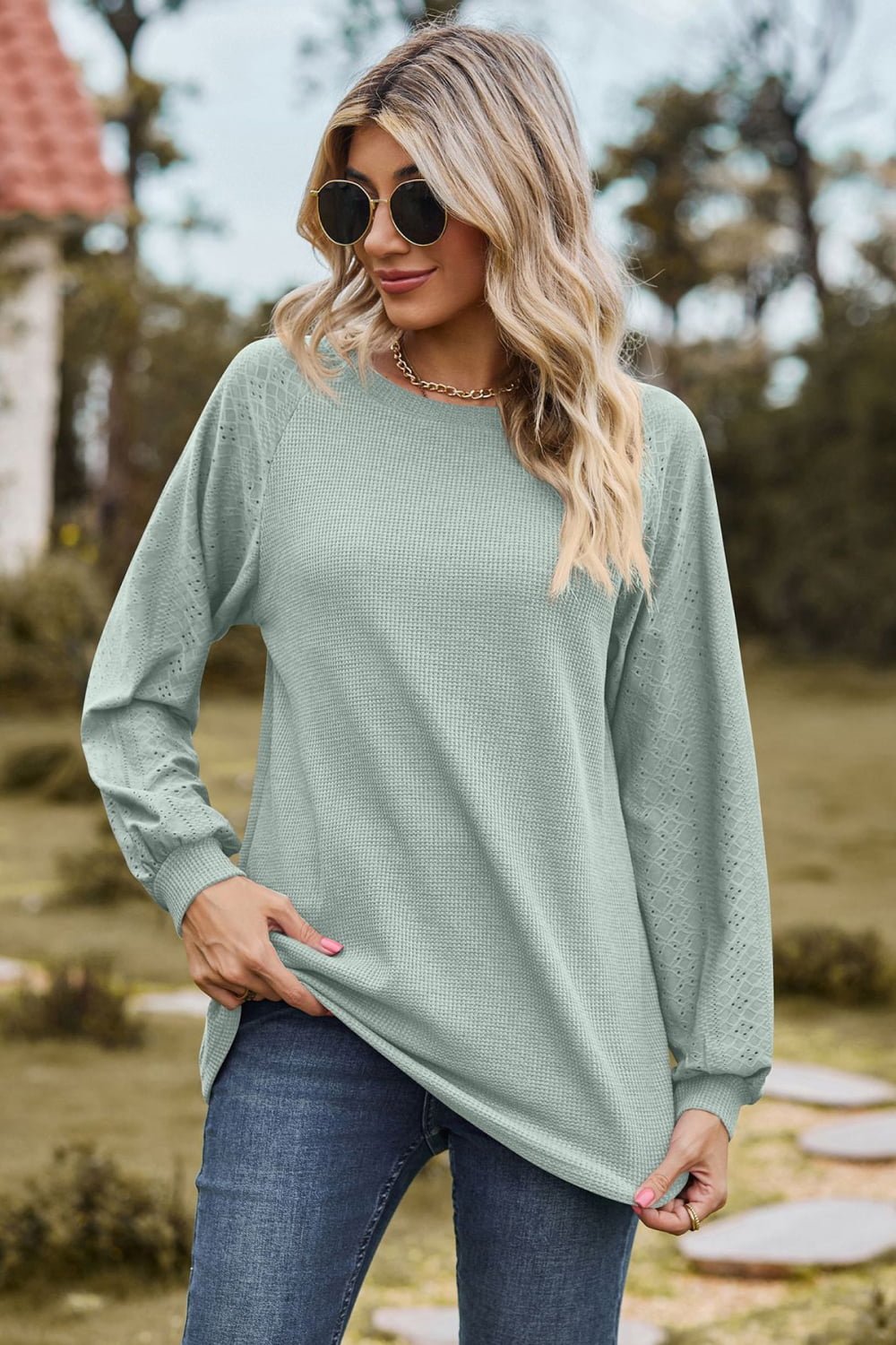 Round Neck Raglan Sleeve Sweatshirt