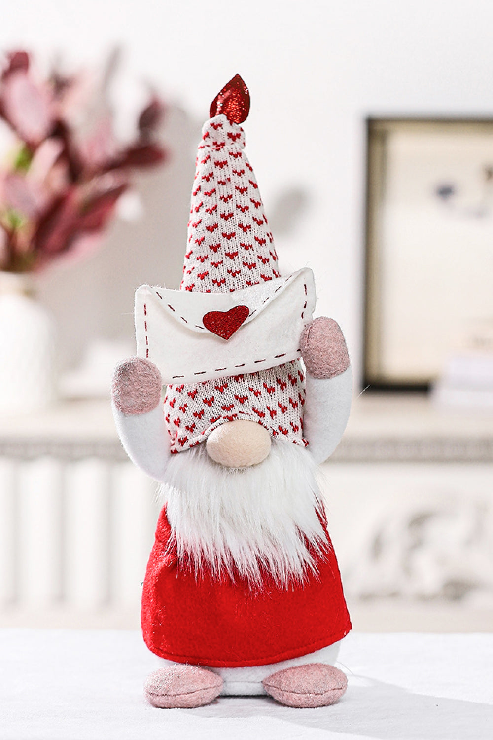 Valentine's Day Short-Leg Faceless Gnome